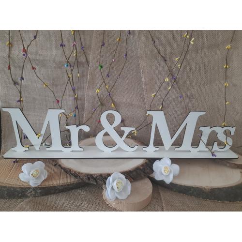 Mr and Mrs на стойка 
